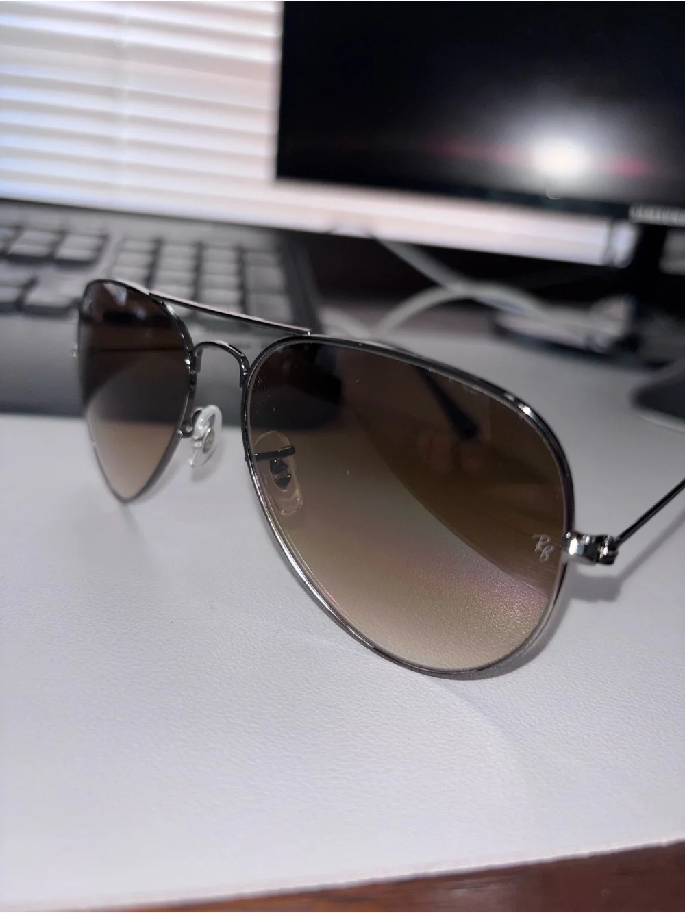 Ray-Ban Aviator Sunglasses - Brown Gradient Lenses
